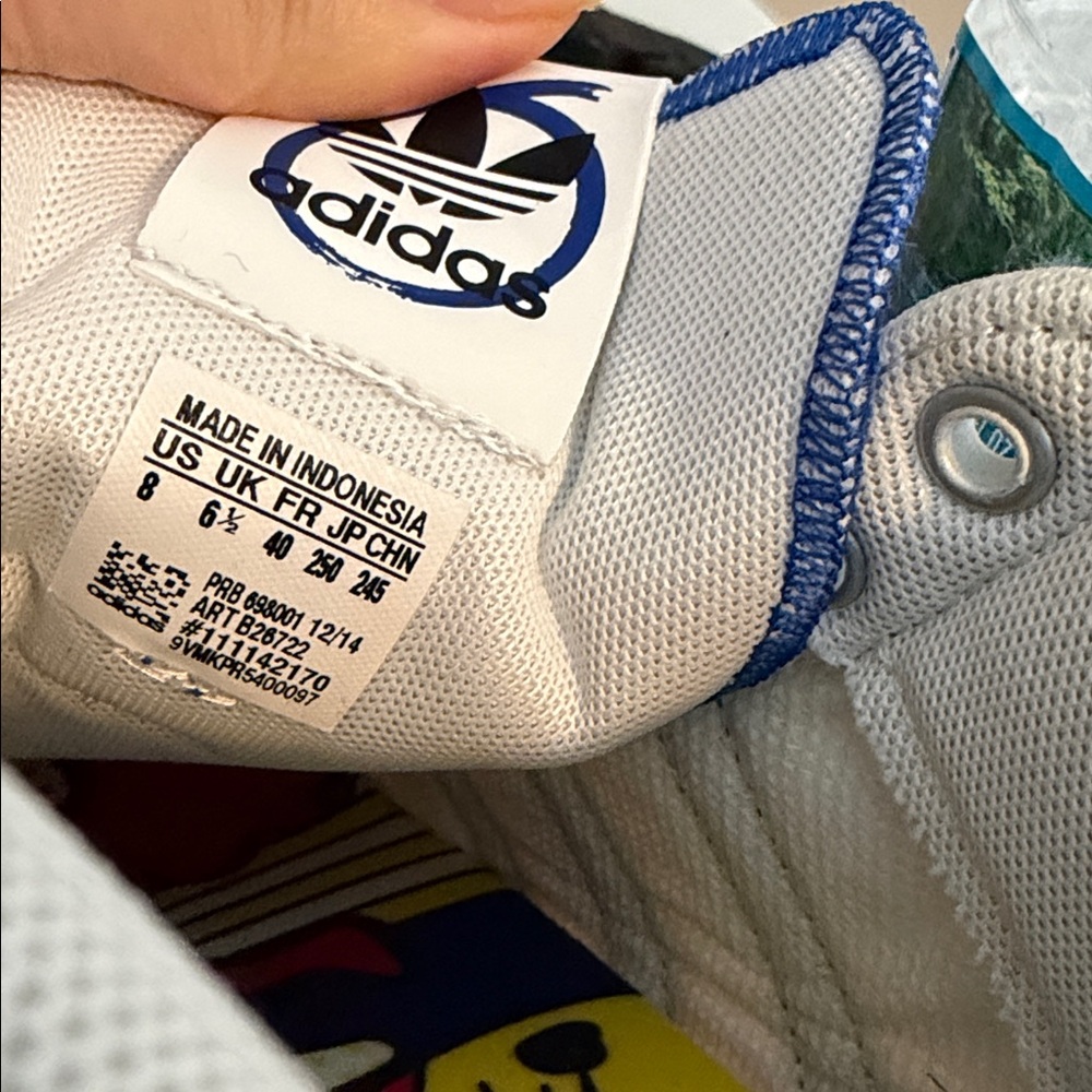adidas Originals Multicolor Comic Print Sneakers in White and Blue - Picture 10 of 10